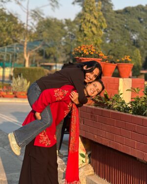 Mrinal Navell Instagram - A proud DAVian 🦚
.
.
.
.
.
.

#love #friends #instagood #photography #photooftheday #schooldays #fyp #dav #chandigarh #nostalgia #memories 
(Love, friends, insta,school days,fyp, dav, memories, nostalgia)