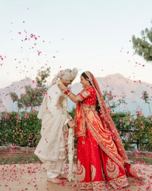 Mrunal Panchal Instagram - Qayanat se manga milgya vohi milgya tu hi❤️ 26:10:2024 - ♾️
:
:
:
📸 @magicmotionmedia ✨
#milgayavohi