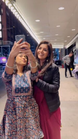 Mukta Barve Instagram - Original te original 🙌😭🙏
Making content with Mukta has been the highlight of my content journey 🫶🏼✨ all jokes aside, she really is so humble and genuine! Can’t thank you @muktabarve enough for the short time I got to spend with you and the amount of love and support you showed 🫠♥️
[marathi, comedy, funny]
#relatable #marathi #actors #mumbai #pune #influencers #nyc #newyork #pune #muktabarve #love