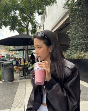 Mun Ka-young Instagram - 🥤🫶🏻