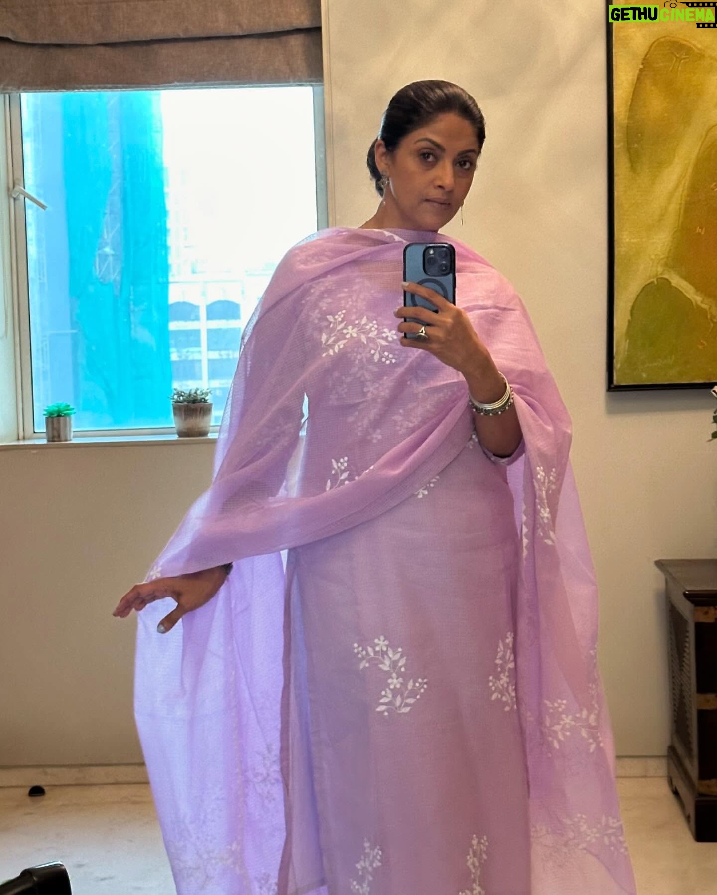 Nadhiya - 48.2K Likes - Glossing up Lavender🪻😊
#lavender #selfcare #makeup #lavender #lipstick #lipgloss