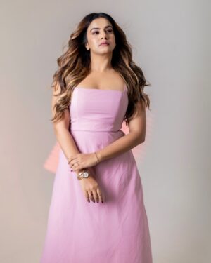 Namratha Gowda Instagram - And so she said:
Let’s begin again. ✨
Shot by: @cinestudio1_3 
Makeup and hair: @makeoversby_rakshitha