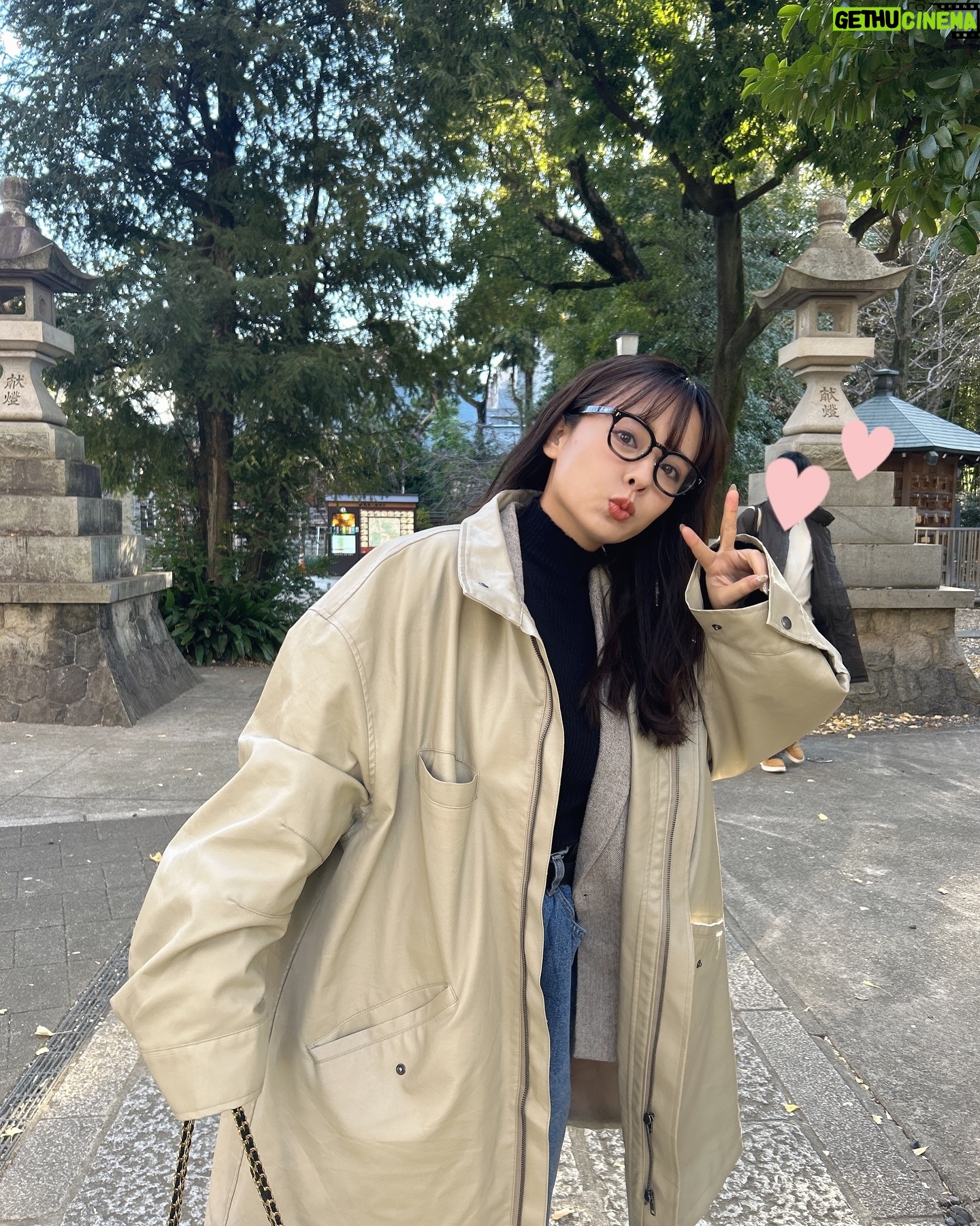 Nana Yamada - 6.2K Likes - 2025年🐍💘
明けましておめでとうございます🙇🏻♀️♡
今年もよろしくお願い致します🎍✨
30を過ぎると毎年思うことは、
心も身体も健康にゆきこまと大切な人たちと
笑って暮らせるようにがんばろう♡です☺️👋笑
睡眠も自炊もとっっても大切😽🫶🏻
今年はもちろんお仕事もがんばりまーーす🔥!
みんなも楽しいことで溢れる2025年になりますように✨