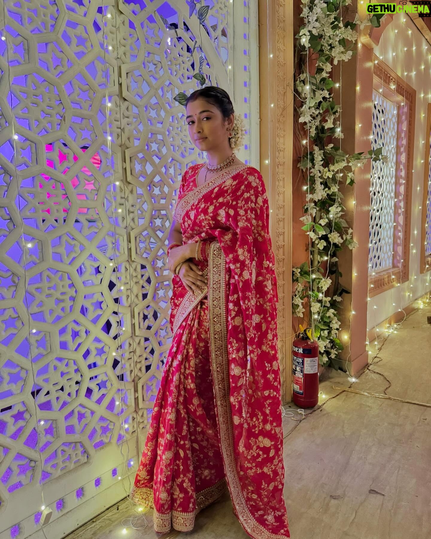 Nancy Roy - 32.9K Likes - The lyrics…..❣️🥹
Happy karwachauth …♥️