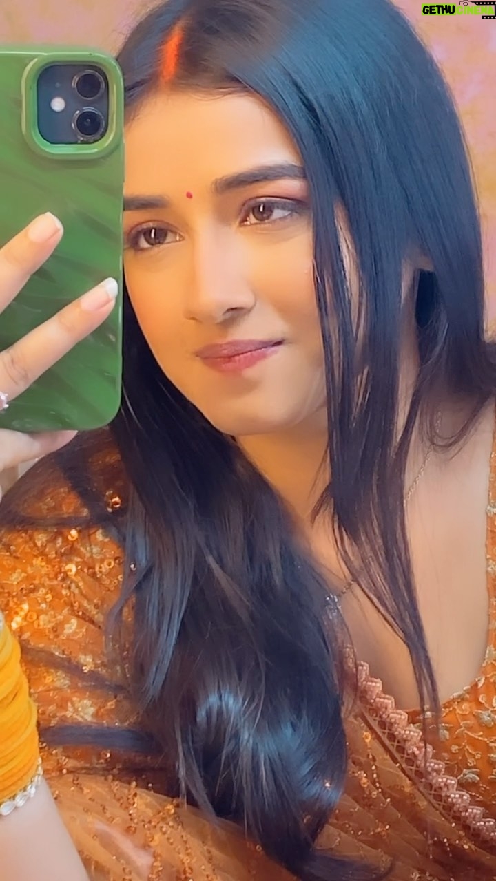 Nancy Roy - 36K Likes - When u have enough time to make reels on your shoot!🤣😂#NO DISTURBANCE🚫