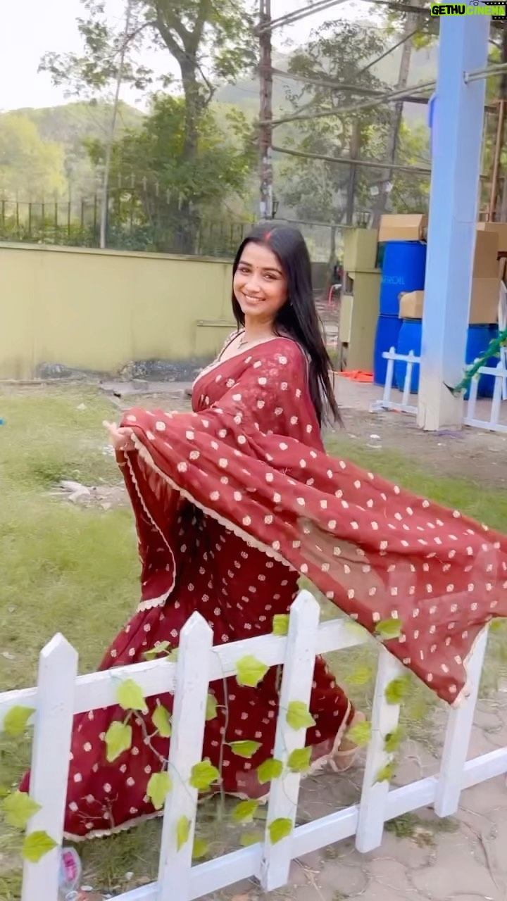 Nancy Roy - 74.7K Likes - Tumhe jo Maine dekha….✨♥️
Tumhe jo Maine Jana ……🦋
Pc: @madhusree_sharma_official I knw it was tough for u to shoot this one 🤣😂