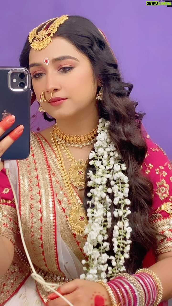 Nancy Roy - 85.5K Likes - तौबा तुम्हारे ये इशारे ।♥️