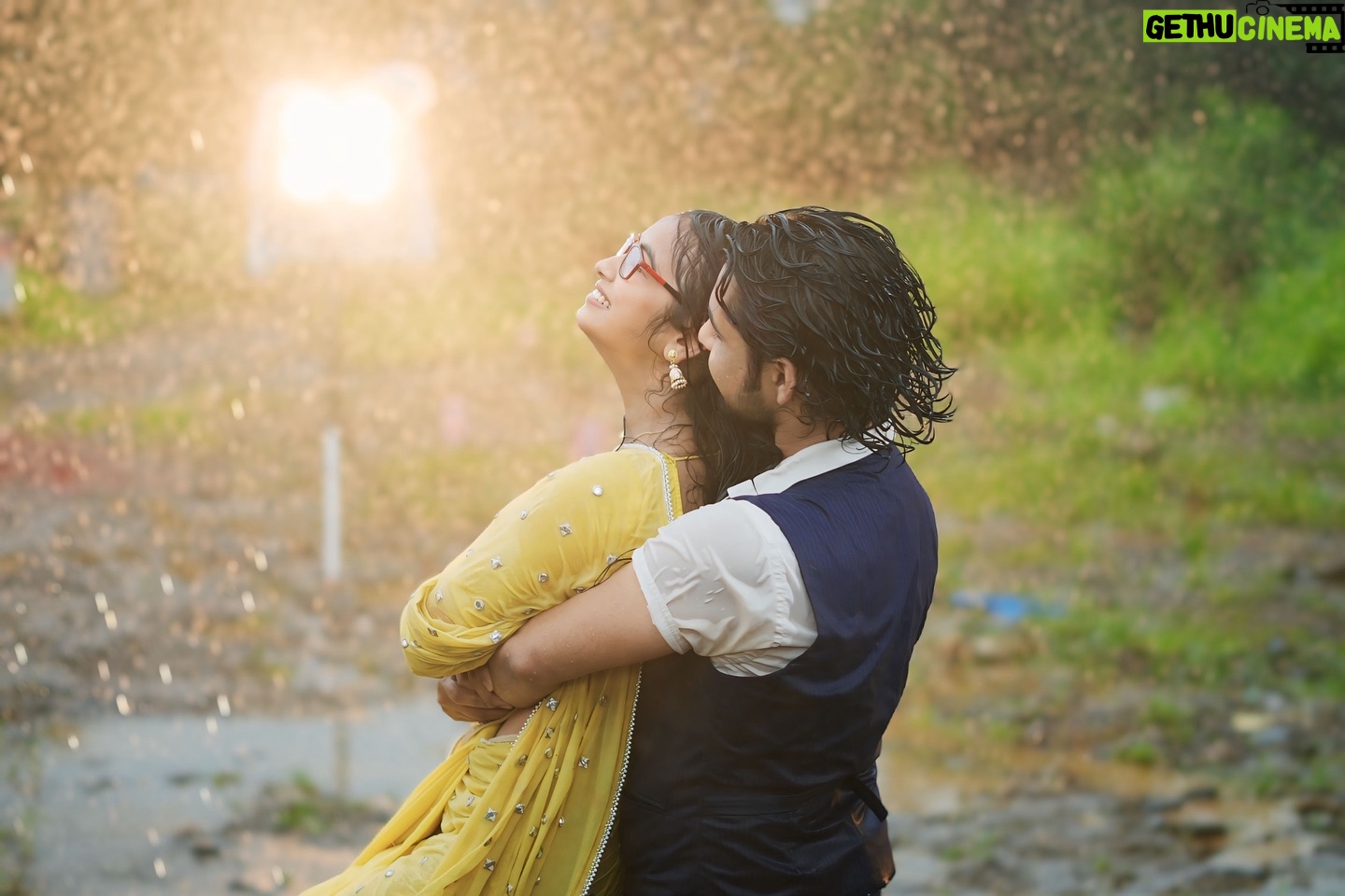 Nancy Roy - 35.1K Likes - Ruhar aur Baarish ❤️
.
.
.
.
#mannsundar #ruhar #love #baarish