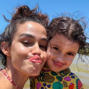 Nanda Costa Instagram - É tão bonito o nosso amor ❣️