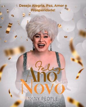 Nany People Instagram - " Se é pra seguir ou recomeçar...
Que seja Sorrindo!"

Sorria pra Vida...
Ela passa muito rápido!

Feliz Ano Novo!!!
#BemVindo2025