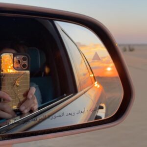 Nargis Fakhri Instagram - Finally got to use my cars back seats to watch the sunset! 🌅