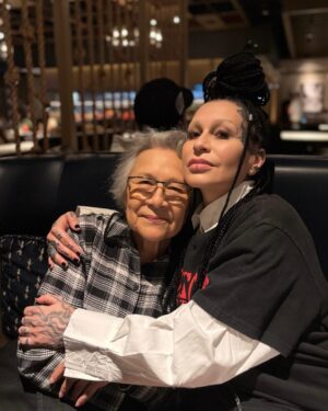 Nargiz Zakirova Instagram - Happiest Birthday to my incredible Mom♥️ The Greatest Woman on Earth ♥️