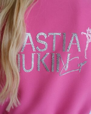 Nastia Liukin Instagram - There’s a level of guilt that creeps over me even just thinking about being excited about something when hundreds of thousands of people’s lives have changed forever overnight. And while I continue to do everything I possibly can to support this city - one that has always held a special place in my heart, one that has become home for now - it still doesn’t feel “right” to celebrate anything, to think about anything beyond doing the work that needs to be done in our communities here in LA. 

Each day is an emotional roller coaster. And the reality is, we’re living in uncharted territory. It’s hard to know which emotions are “right” and “wrong.” 

I’ve received a few messages from coaches and girls who have lost their gyms in the fires. For so many, like me, the gym WAS my home. To lose that sacred space (and in some cases in addition to your home) is unfathomable. I’m committed to helping these athletes get those sacred spaces back. 

We are a little over a month away from the 16th annual #NastiaCup, and I have to say, it’s a bright spot in the future for me. Something to look forward to. When I think about these athletes, what this sport means to them, and their excitement to participate in the #NastiaCup, it brings me so much joy. And I think that’s something we could all use a bit of right now: little moments of joy 💞