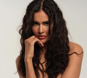 Nathalia Kaur Instagram - Thank you for the beautiful pictures 😍🥰

@serdargozenphotography 🌟