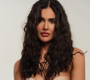 Nathalia Kaur Instagram - Thank you for the beautiful pictures 😍🥰

@serdargozenphotography 🌟