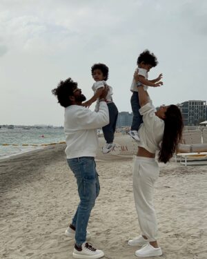 Nayanthara Instagram - Love ❤️ laughter ❤️ family ❤️ blessings ❤️ gratitude ❤️
🧿🧿🧿🧿🧿🧿🧿🧿🧿🧿🧿🧿🧿🧿🧿🧿🧿🧿🧿
 
Your blessings in life is directly proportional to the amount of laughter in your family’s face ❤️❤️❤️ 

 #Blessed #Gratitude #GodisGreat ! Manifesting a life that’s fulfilling , satisfying and successful ❤️❤️ #Happy2025 

#HappyNewYear 🧿🧿🧿🧿🧿🧿🧿🧿🧿🧿🧿🧿