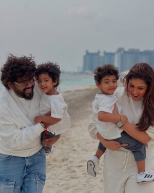Nayanthara Instagram - Love ❤️ laughter ❤️ family ❤️ blessings ❤️ gratitude ❤️
🧿🧿🧿🧿🧿🧿🧿🧿🧿🧿🧿🧿🧿🧿🧿🧿🧿🧿🧿
 
Your blessings in life is directly proportional to the amount of laughter in your family’s face ❤️❤️❤️ 

 #Blessed #Gratitude #GodisGreat ! Manifesting a life that’s fulfilling , satisfying and successful ❤️❤️ #Happy2025 

#HappyNewYear 🧿🧿🧿🧿🧿🧿🧿🧿🧿🧿🧿🧿