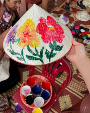 Nazanin Amiri Instagram - Hat workshop in Vietnam part 2 🇻🇳(chuong village)
@nazaninamiri_official 
#vietnam #travelgram