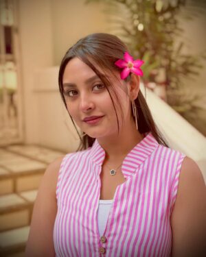 Naznin Nahar Niha Instagram - She's a keeper of good vibes 🌸
📸 @floowrryyyyy 👯