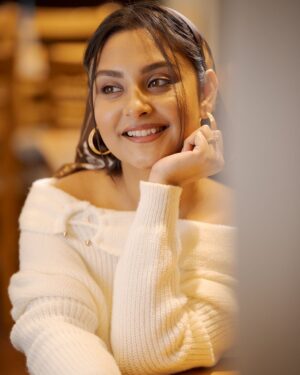 Naznin Nahar Niha Instagram - Love more, worry less 🤍