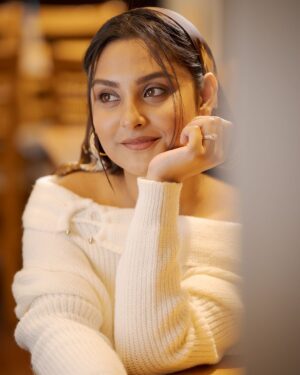 Naznin Nahar Niha Instagram - Love more, worry less 🤍