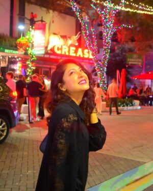 Neelanjona Neela Instagram - New year’s eve. 
Happy new year to all of you. 
Pc: @priangka_ahmed 
Thank you so much sweetie for capturing this moment so beautifully ❤️
