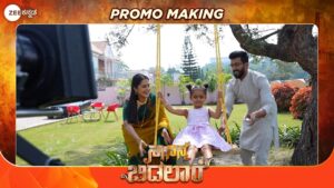 Neetha Ashok Instagram - ತಾಯಿಯ ಮಮತೆಯ ಕಥೆಯುಳ್ಳ 'ನಾ ನಿನ್ನ ಬಿಡಲಾರೆ' ಧಾರಾವಾಹಿಯ ಸ್ಪೆಷಲ್ ಮೇಕಿಂಗ್ ದೃಶ್ಯಾವಳಿ ನಿಮಗಾಗಿ!
'ನಾ ನಿನ್ನ ಬಿಡಲಾರೆ' | ಅತೀ ಶೀಘ್ರದಲ್ಲಿ.
#NaaNinnaBidalaare #ComingSoon #PromoMaking #ZeeKannada #BayasidaBaagiluTegeyona