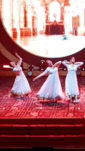 Singer Neeti Mohan HD Photos and Wallpapers January 2025