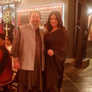 Neetu Chandra Instagram - Delighted to reunite with dear friends at the captivating #PrithviTheatre Festival 2024, a cherished annual tradition. Grateful to #KunalKapoor, #ZahanKapoor, and the esteemed #KapoorFamily for an enchanting evening of art, culture, and heartfelt moments. Go watch all the awesome plays every day and feel alive... it s always a pleasure meeting my super talented friends @aahanakumra @ishitta.arun @shahanagoswami @nimritahluwalia @nareshpurva @shubhrajyotibarat and my seniors @neena_gupta @llaarun our dearest Nasseruddin sir...