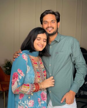 Neha Nagar Instagram - Tere bina na Guzara ❤️❤️❤️