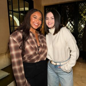Nia Sioux Instagram - Earlier this week I spent a wonderful evening with some incredibly inspiring women. Thank you @rarebeauty and @selenagomez for having me. This brand goes beyond makeup and is truly a community 🫶🏾🥹💘
