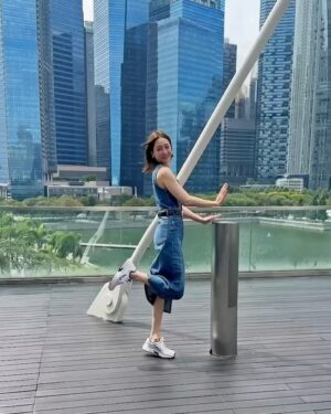Nikki Hsieh Instagram - 女明星 @40hsueh 
攝影 Ann
動作指導 Nikki
花絮側拍 志
後製 Ann
