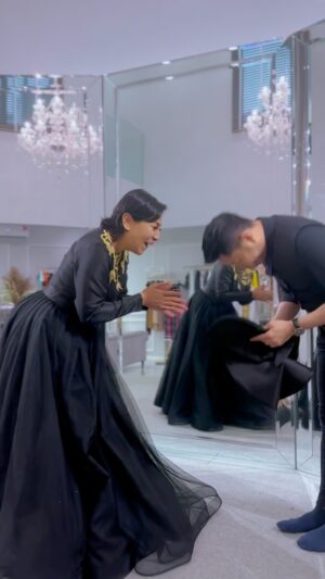 Ning Baizura Instagram - Kerana GV ini kita bertemu dan bekerjasama. Semoga asbab ini dan hubungan saya dengan akak di pelihara Allah SWT. Terima Kasih Allah atas segalanya. 🤲🏻🙏🏻 
@ningdalton
