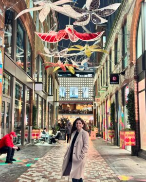 Nishi Saxena Instagram - London with Homie 🫶💕