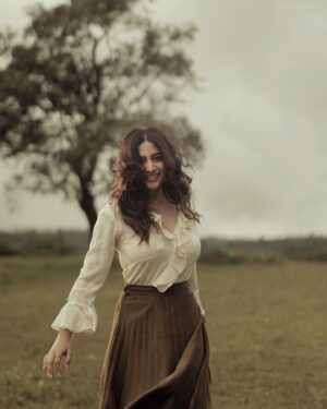 Nishvika Naidu Instagram - Daughter of the Wild♥️

She dances with the wind, a rhythm untamed,
Her heart beats bold, her spirit unchained.
Eyes like the sunrise, a spark in her gaze,
She laughs with the rivers, she runs with the blaze.

Barefoot she wanders where no maps can lead,
A daughter of nature, of sky, and of seed.
Certain of purpose, in joy she will thrive,
In the arms of the wild, she feels most alive.

Free as the falcon, fierce as the sea,
She is her own story, her soul is the key.
A wild experience, a life to unfold,
Her heart is her compass, her spirit pure gold.

.
.
.
.
.
.
Captured and edited by @ajshetty 
Styled by @jess.vnx 
Make up and hair by @ika_.makeup_