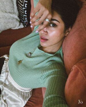 Nivetha Pethuraj Instagram - 😊