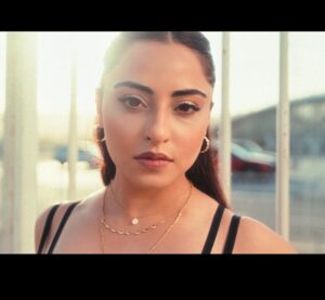 Niyati Fatnani Instagram - Defender✨

Thank you for the love guys.Keep your love coming ,Make reels and tag us😍❤️❤️

#defender #defendersong #newmusic #punjabisong #vibe #avvysra #sukhemuzicaldoctorz #niyatifatnani #speedrecords