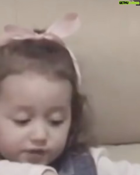 Noah Cyrus - 175.4K Likes - wish i could grow up with all of you one more time.
25 …
my thoughts and prayers go to all effected by the fires here in los angeles