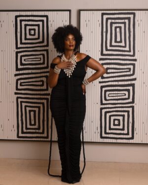 Novi Brown Instagram - I had the honor and absolute pleasure of presenting at this years 20th AMAA @amaawards_ in Lagos, Nigeria a few weeks ago. 🥹🖤🙏🏾🥂 I had a life-changing experience in Lagos and I’m so excited for you to see what I’m up to next. My first time ever in Africa was earlier this year in Durban, SA, where I filmed my latest movie, A Wesley South African Christmas, & my 2nd was for this awards ceremony. When I tell ya’ll GOD really is moving me around the world because my vision is clear & powerful. As long as I stay the course, it will all flow together. Trusting ME is priceless. 

I wear cowrie shells as a reminder of the grace, power, femininity and limitless abundance I carry in and around me. 

Thank you to @girlinchargepr @paffnow for recommending me for this. I will forever be thankful. 

Glad we got to do this together, Q! 🖤🖤 An amazing birthday to us indeed. 
•••
📸 @itiayo