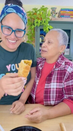 Omallys Hopper Instagram - Los famosos tacos de Doña Connie🔥 the best Puerto Rican style tacos you’ll have in the 🌎

For the filing- 
Ingredients:
    •    2 tbsp achiote oil
    •    1 tbsp adobo 
    •    2 tbsp sofrito
    •    1 lb ground beef
    •    1 large potato, peeled and diced into small cubes
    •    1 tbsp tomato paste

For the dough- 
Ingredients:
    •    2 ½ cups all-purpose flour (plus extra for dusting)
    •    1 tsp salt
    •    ½ cup vegetable oil (or any neutral oil)
    •    ¾ cup room temp water
