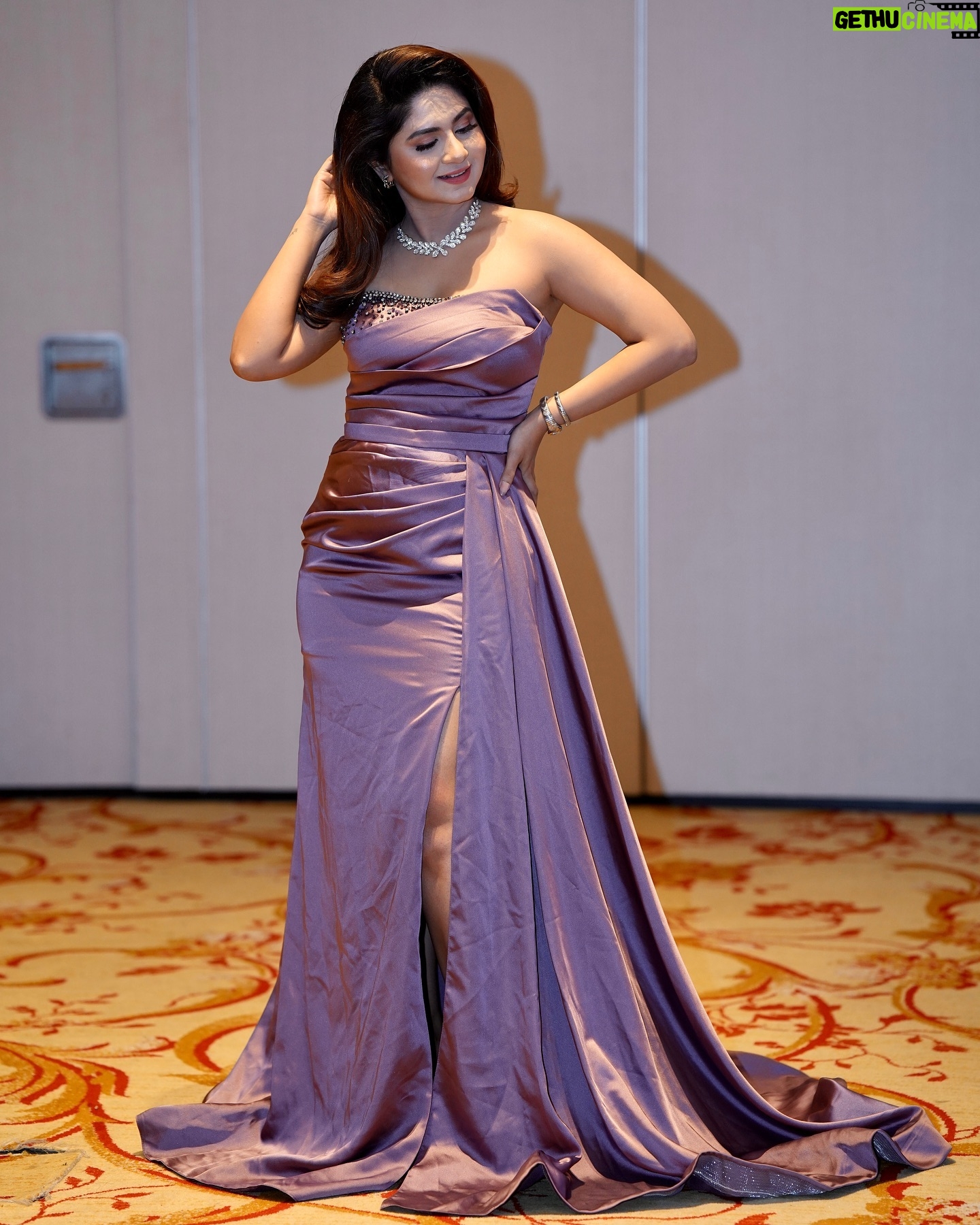 Orchita Sporshia - 15.1K Likes - Best Actor Critics (female) for Lal Mangsher Jhol
Thank you ETV CJFB-Cultural Journalists Forum of Bangladesh
Attire by @sanayacouture