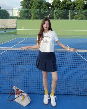 Pannin Charnmanoon Instagram - Living in the tennis dream🎾💛
#FILA #FILAxPeanuts #Snoopy #Peanuts #FILAThailand #ExplorewithFILA