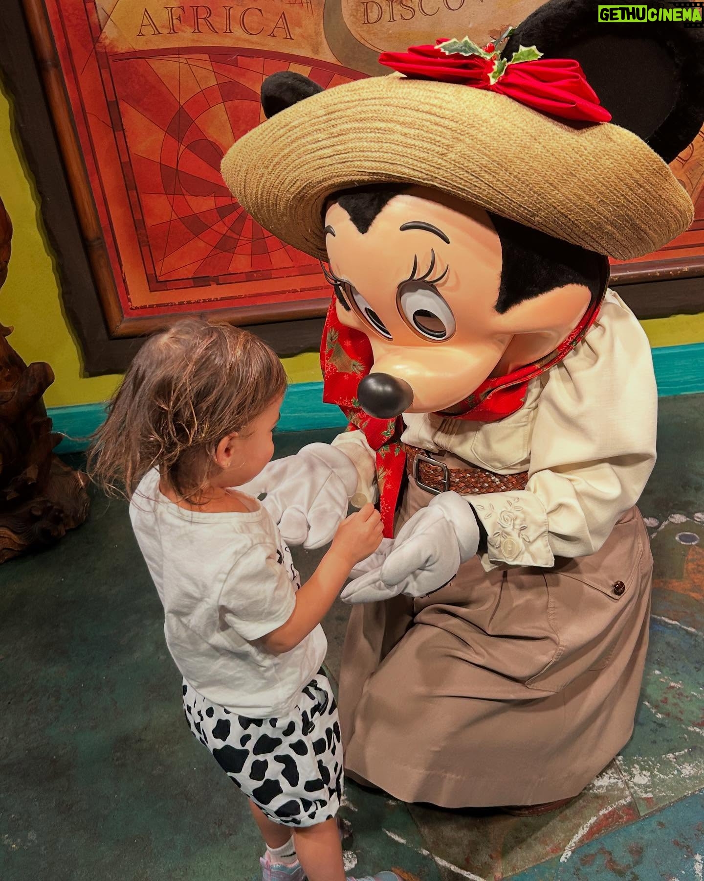 Paola Shea - 470 Likes - Disney World Part one