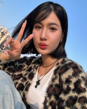 Paparwadee Chansamorn Instagram - (*^‧^*) ♡. (^_^)