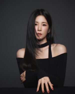 Park Cho-rong Instagram - New Profile📸