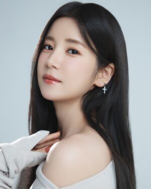 Park Cho-rong Instagram - New Profile📸