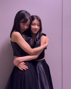 Park So-yi Instagram - 진심으로 축하해 유나야🥹🥰
#sbs연기대상 
#유나 #박소이