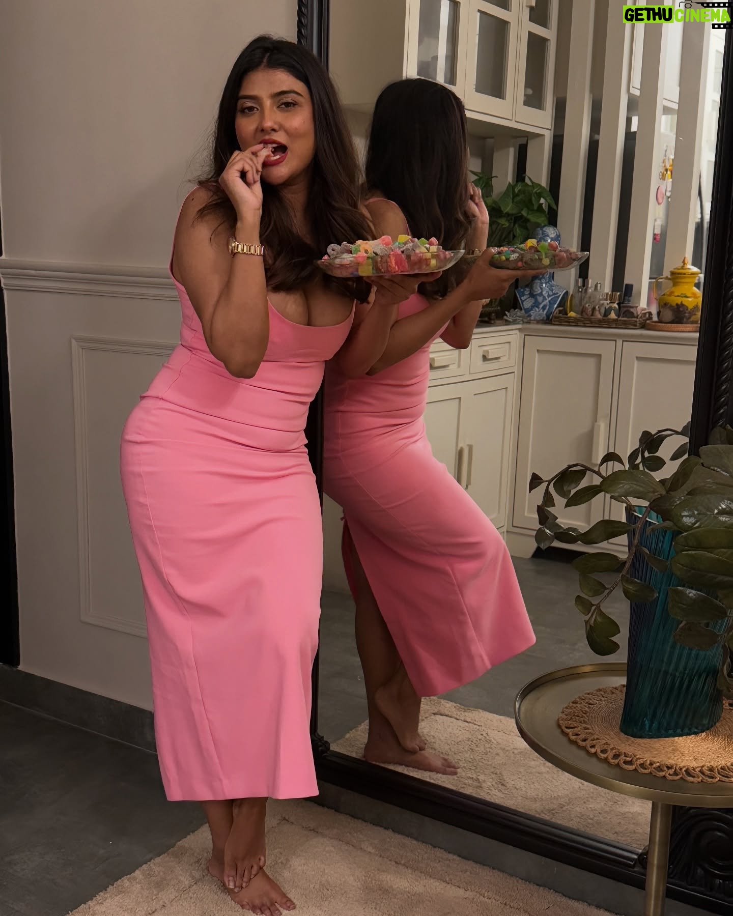 Parno Mittra - 35.7K Likes - Happy 2025!