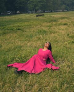 Actress Parno Mittra HD Photos and Wallpapers December 2024