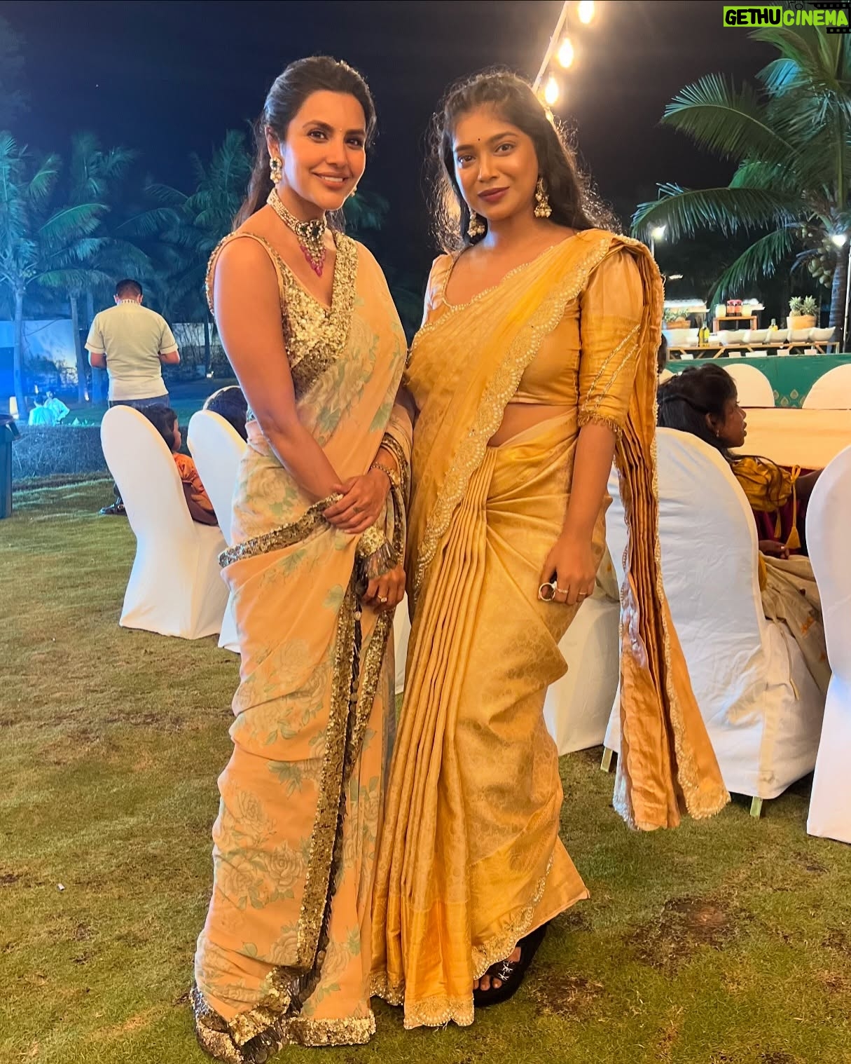 Parvathy Saran - 53.7K Likes - Favourite Girly @priyawajanand in a Big fat Indian wedding ♥️ Hearty congratulations to Shilfa & Vini @dr.shilfanigar ✨ Long Live Love 🌙